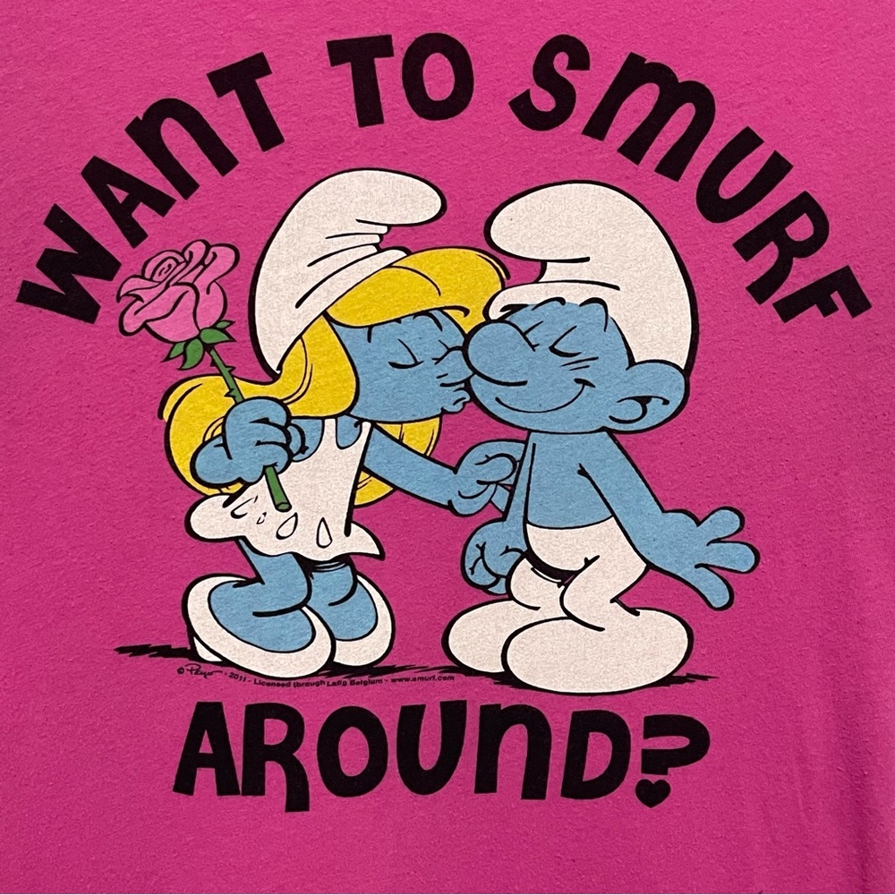 Smurf’s Do You Want to Smurf Around Tee Pink Women’s Medium Smurfette Tiny Hole